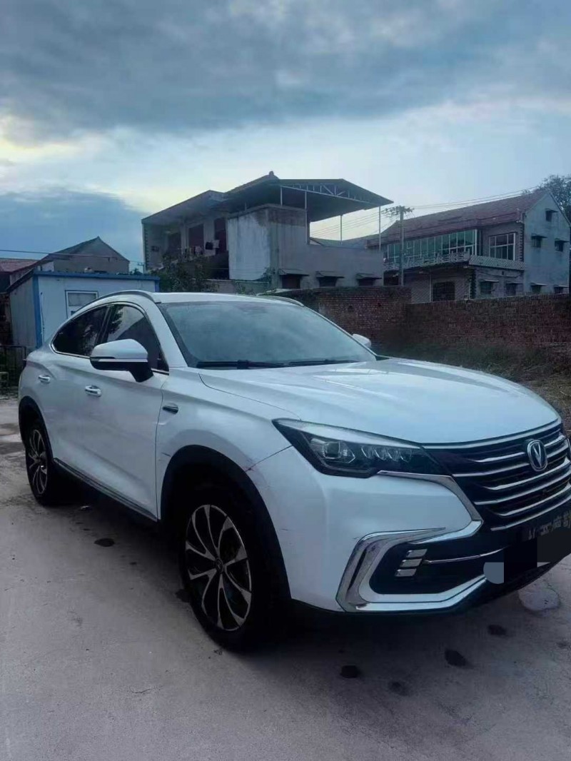 鹤壁20年长安汽车CS856