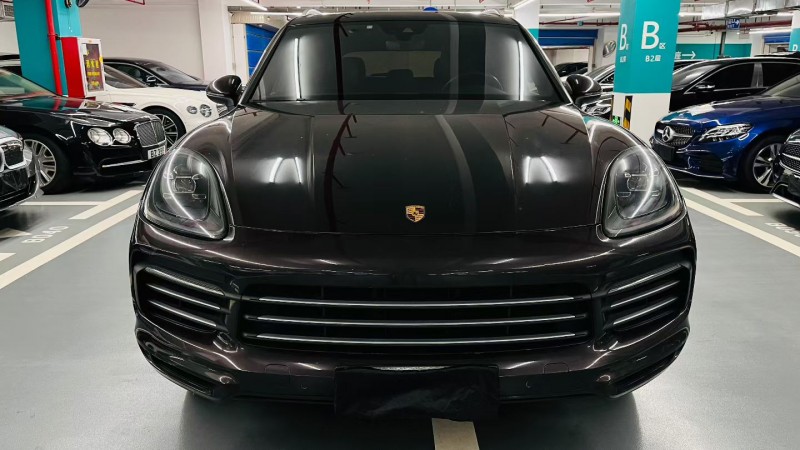 深圳18年保时捷卡宴1