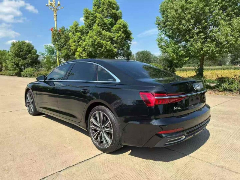 苏州22年奥迪A6L8