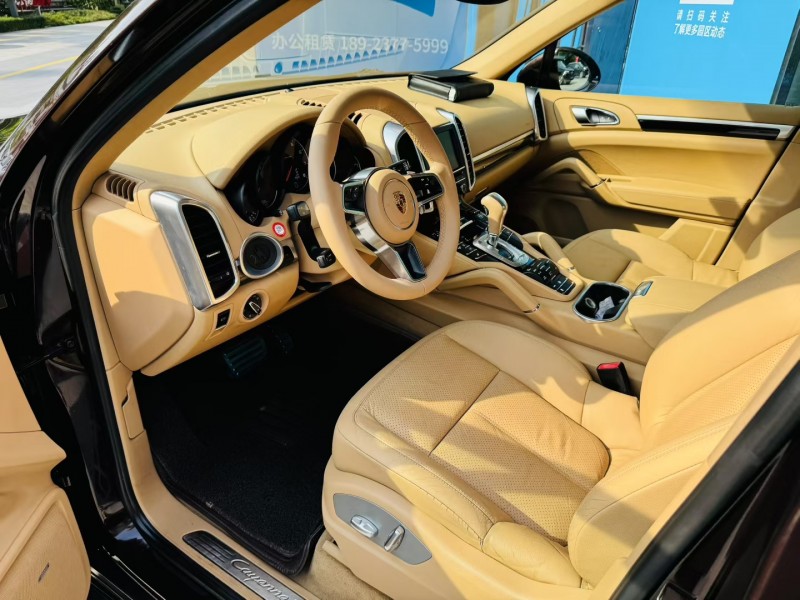 深圳15年保时捷卡宴4