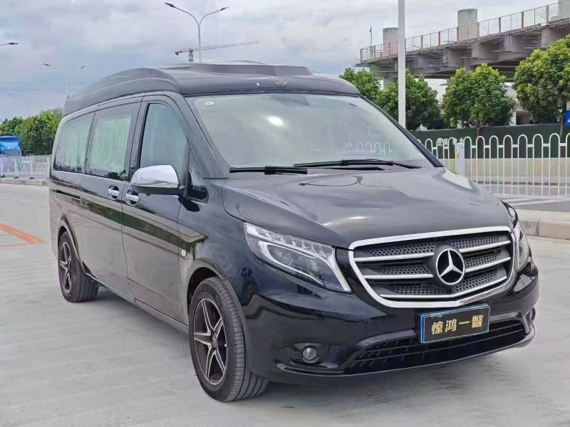 广州19年奔驰威霆3