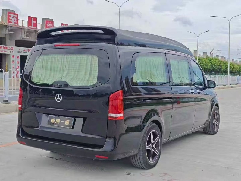 广州19年奔驰威霆6