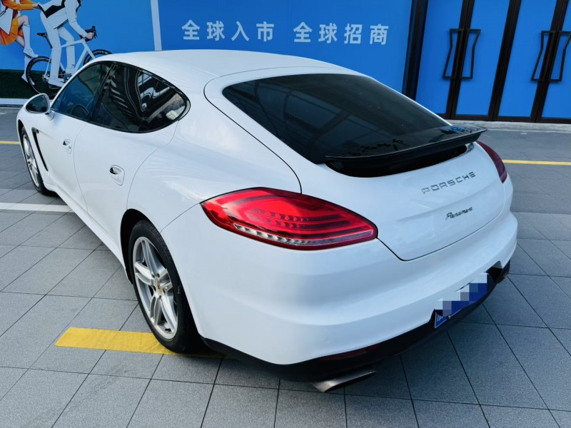 深圳16年保时捷帕拉梅拉9