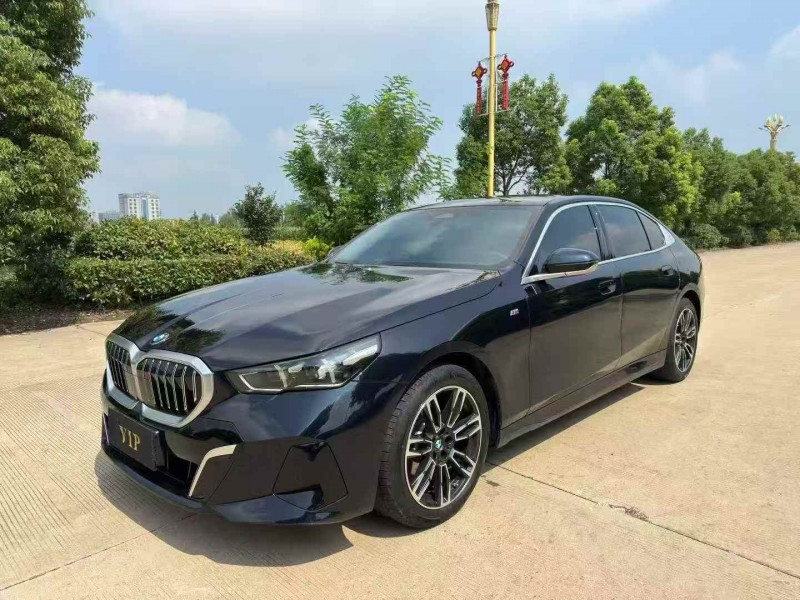 苏州24年宝马5系2