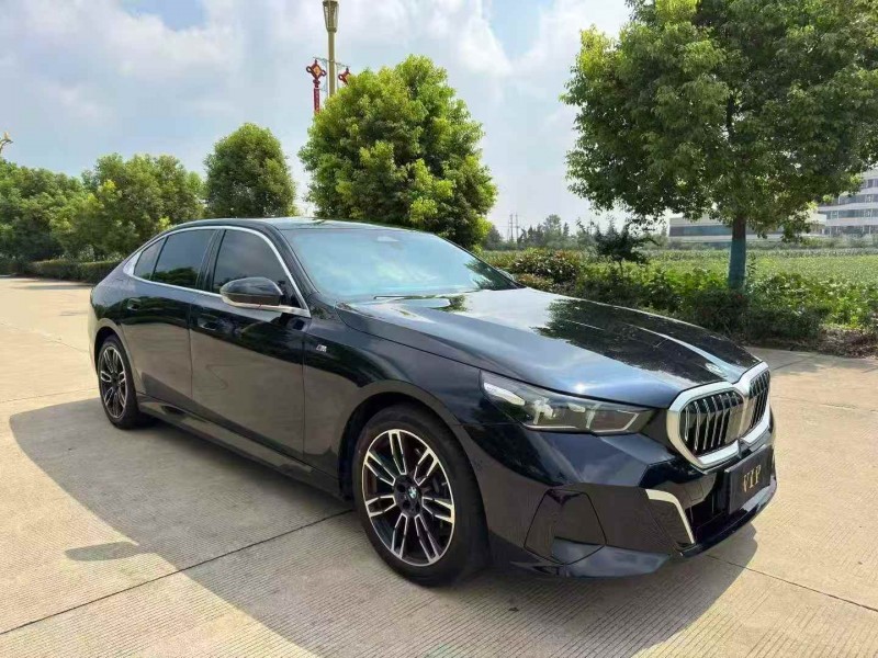 苏州24年宝马5系3