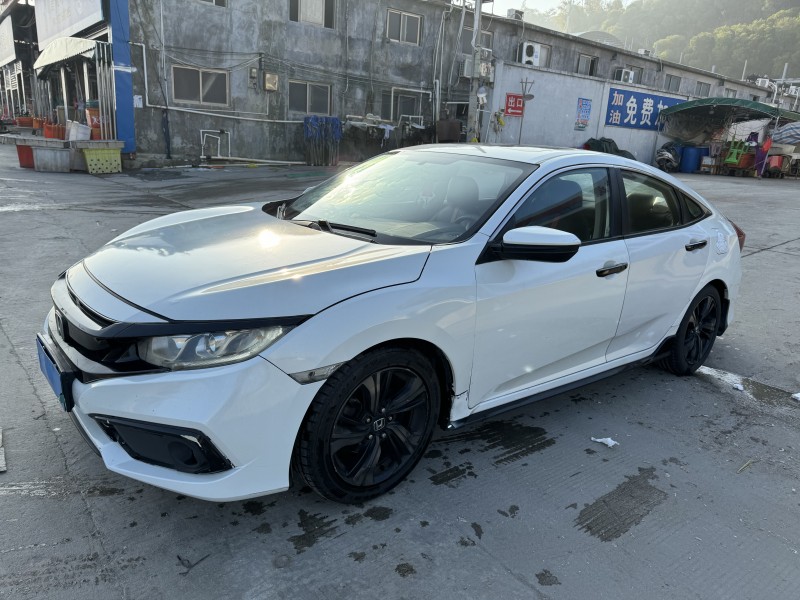 潮州19年本田思域4