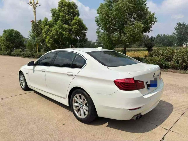 盐城15年宝马5系8