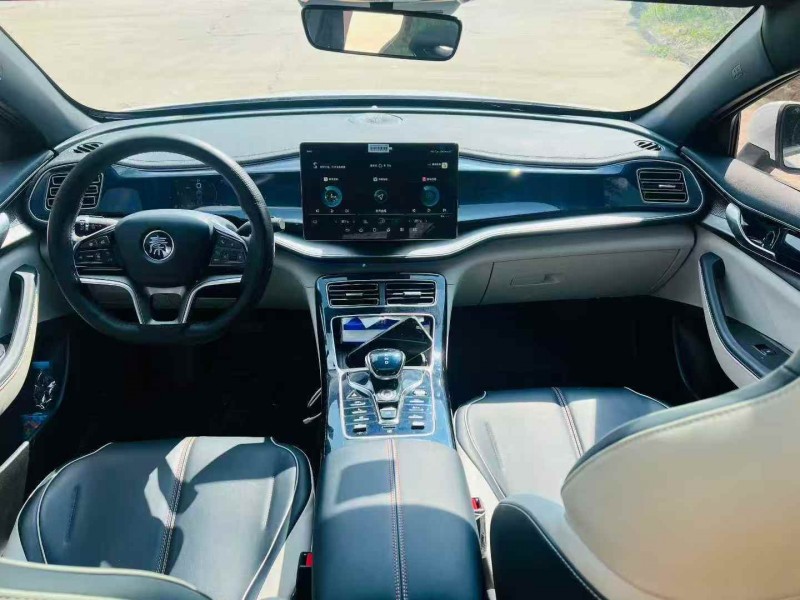 青岛23年比亚迪秦5