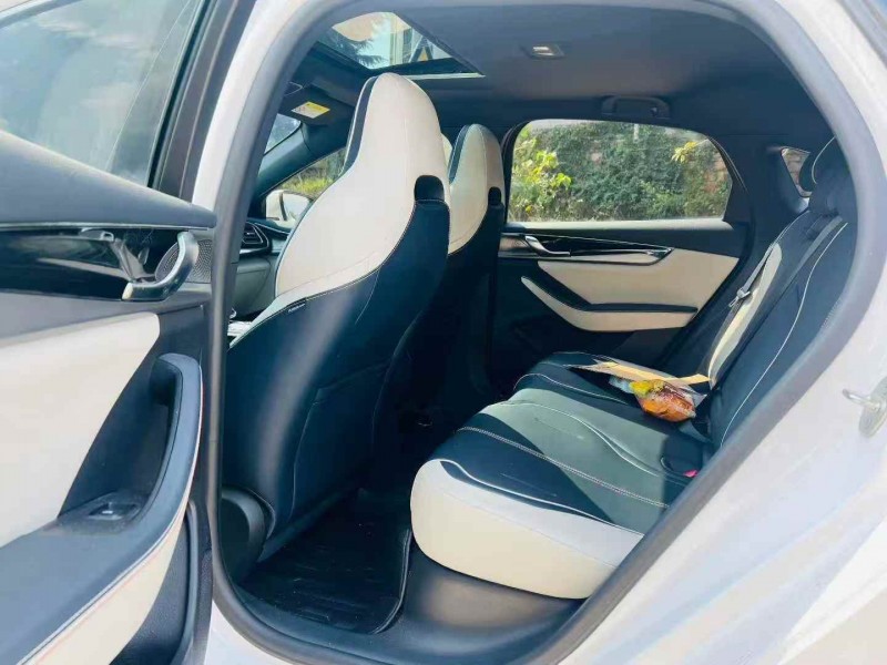 青岛23年比亚迪秦7