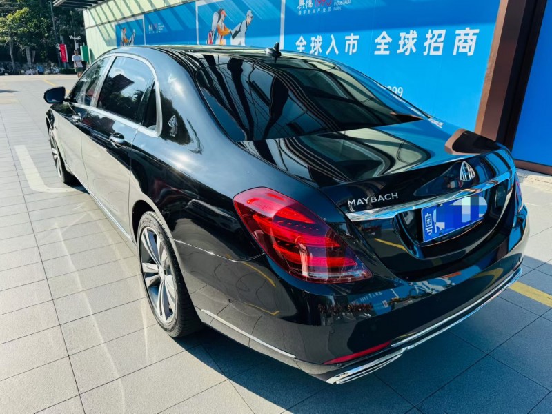 深圳15年奔驰迈巴赫S级8
