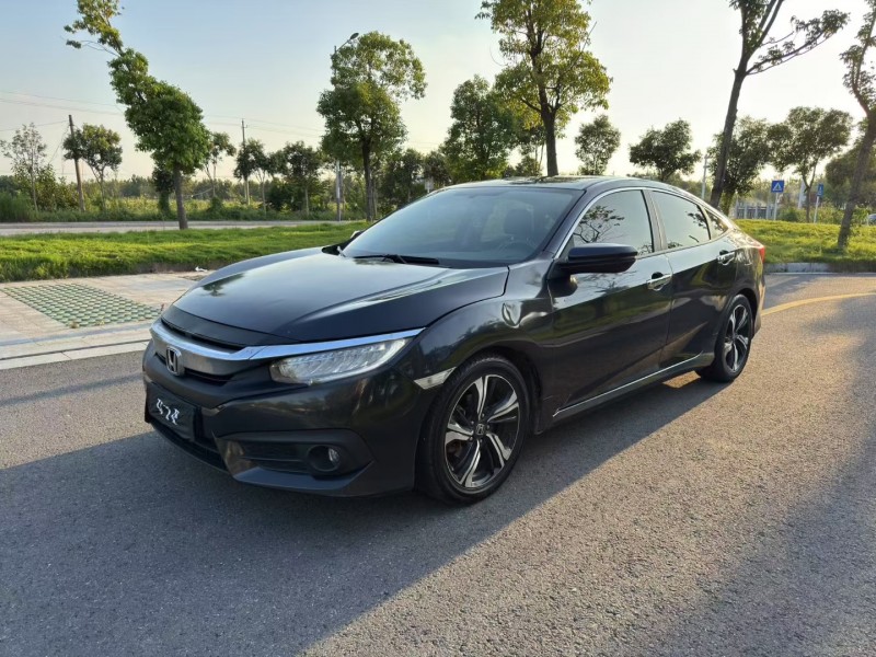 盐城17年本田思域3