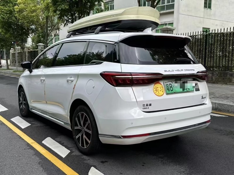 深圳22年比亚迪宋7