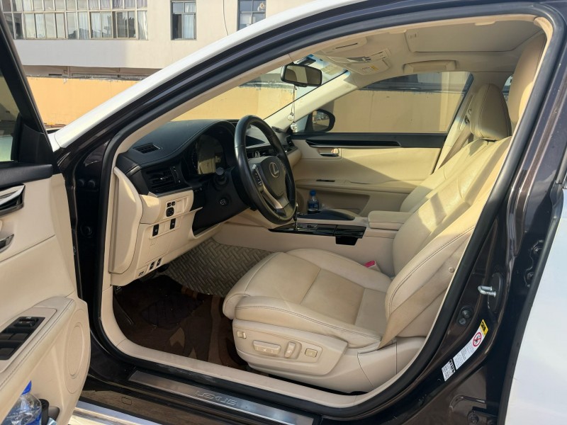 玉溪14年雷克萨斯ES9