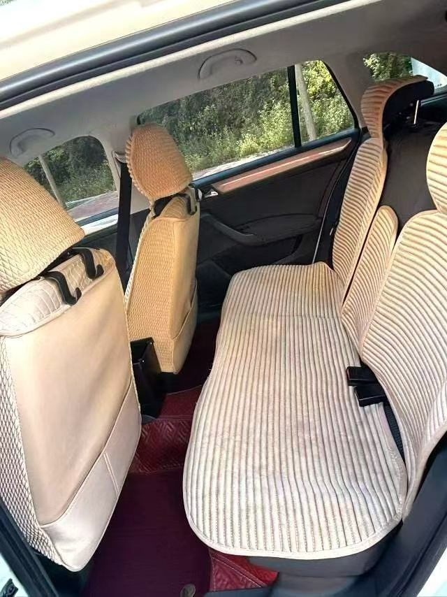 厦门17年大众桑塔纳9