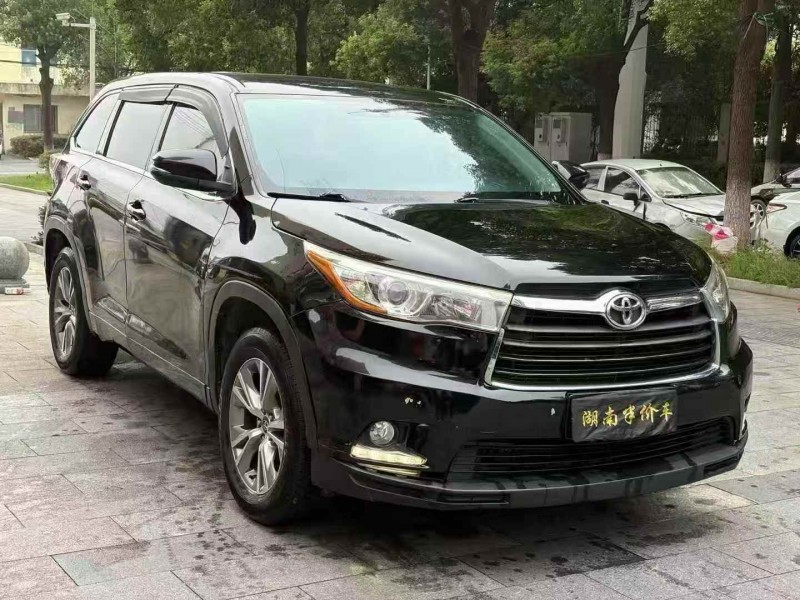 邵阳17年丰田汉兰达3