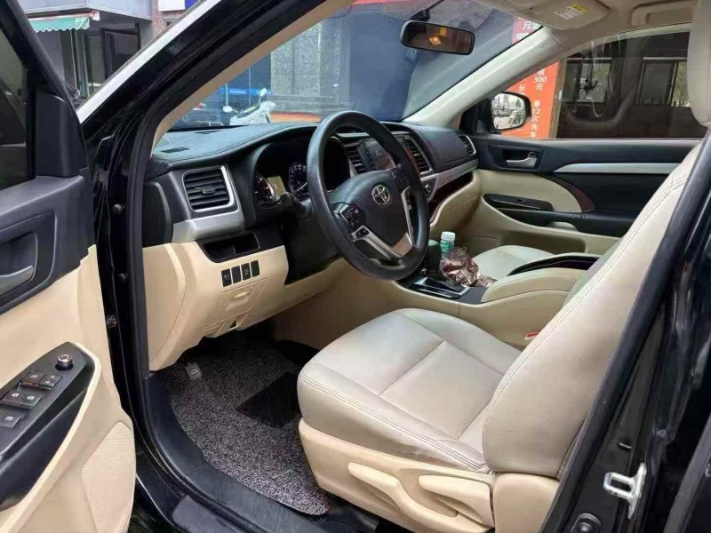 邵阳17年丰田汉兰达5