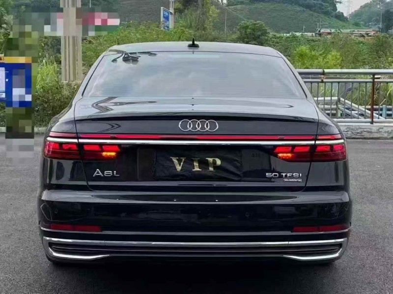 邵阳23年奥迪A8L6