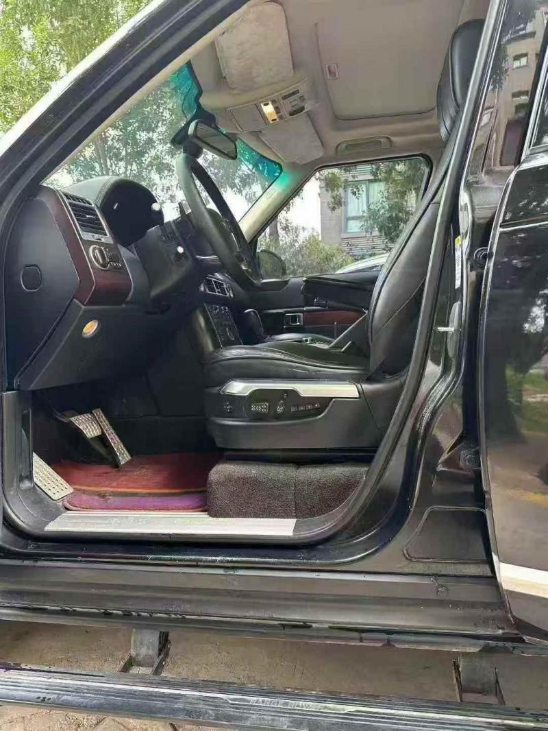 开封12年路虎揽胜行政5