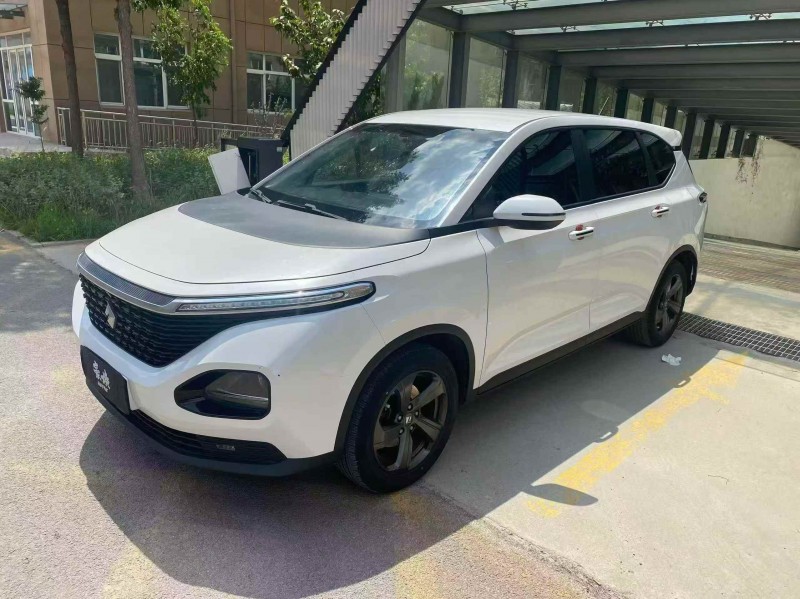 枣庄19年宝骏rm53