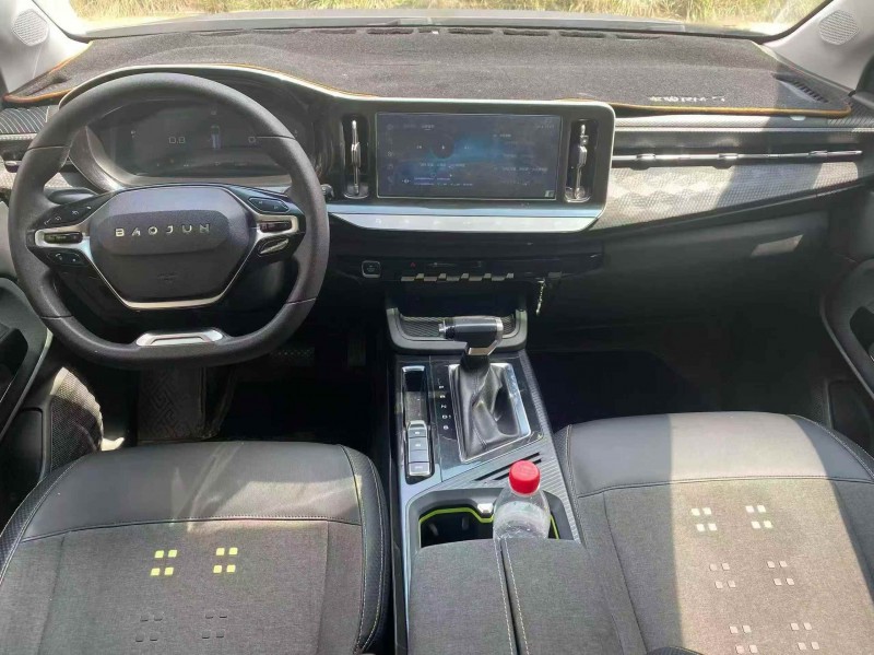 枣庄19年宝骏rm54