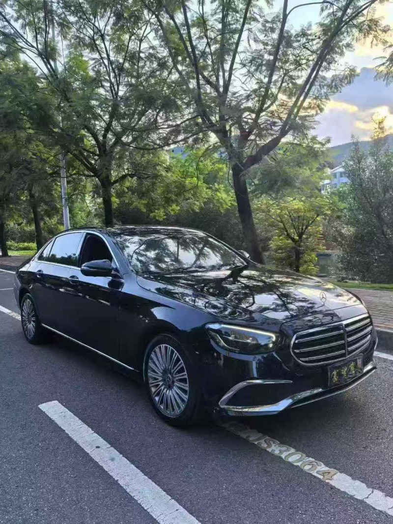 黔西南21年奔驰E2