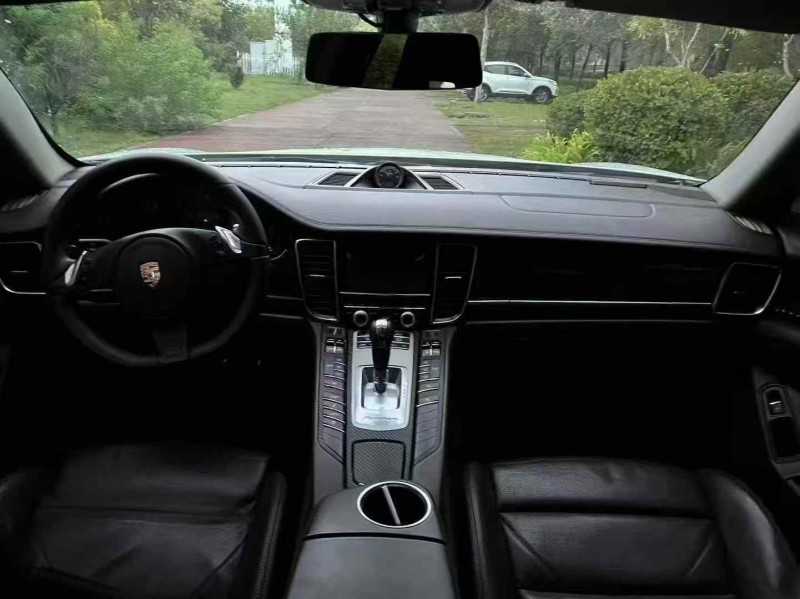 枣庄13年保时捷帕拉梅拉4