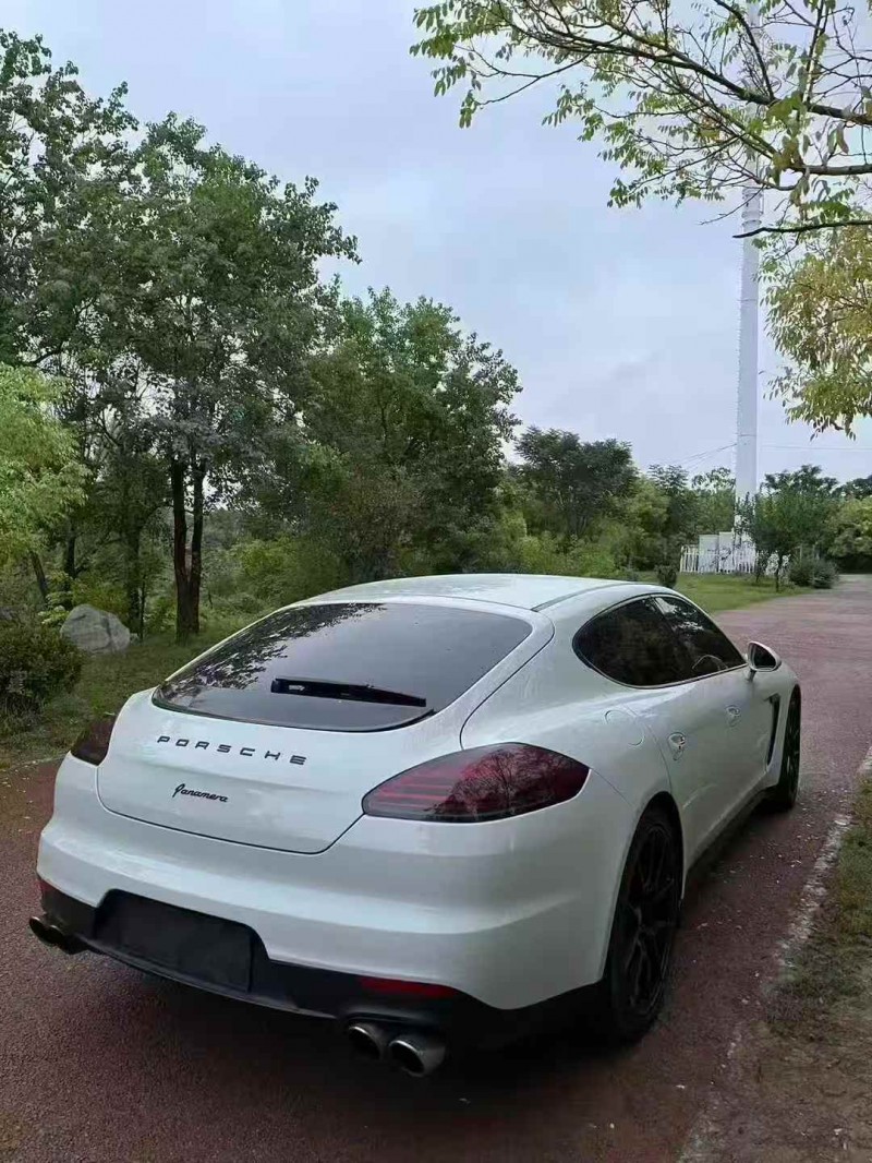 枣庄13年保时捷帕拉梅拉7
