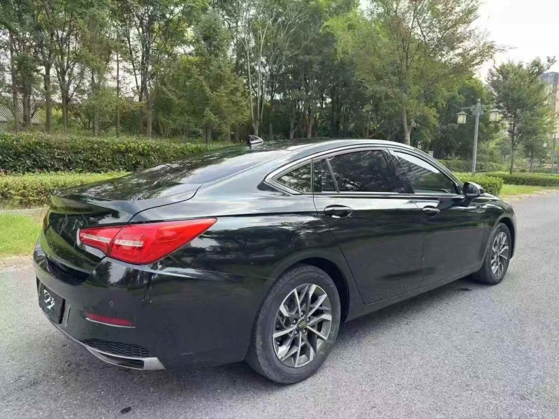 常州21年红旗H58