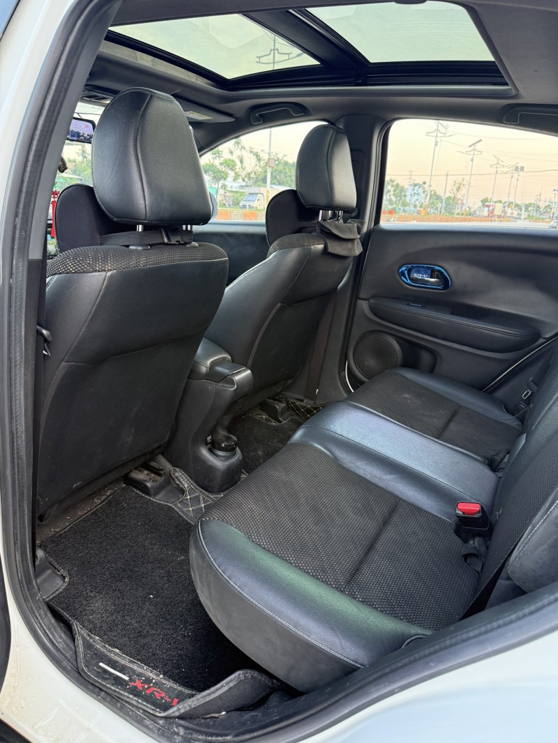 潮州16年本田XRV4