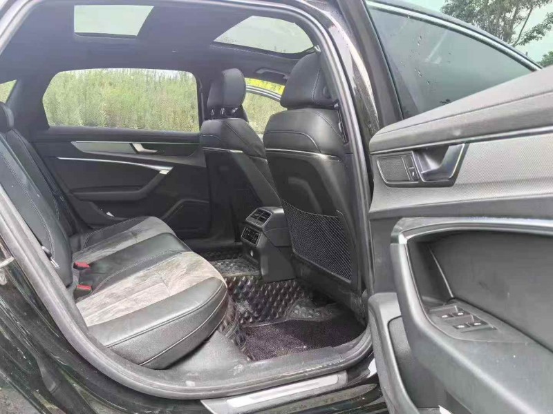 宜昌21年奥迪A6L7