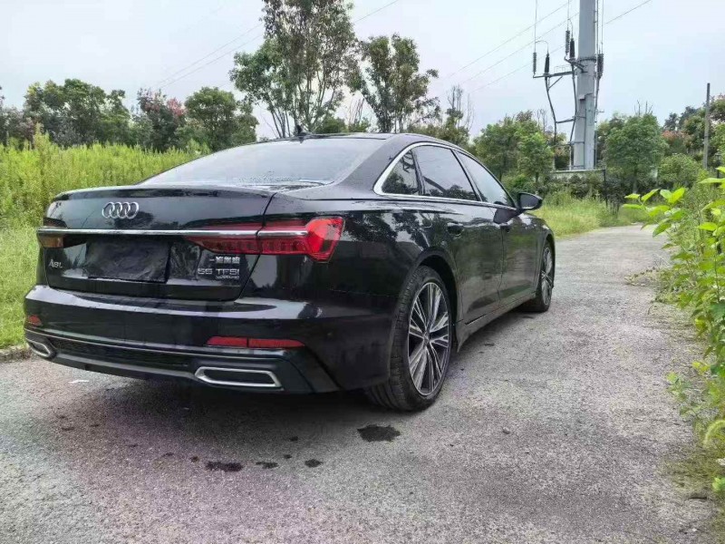 宜昌21年奥迪A6L8