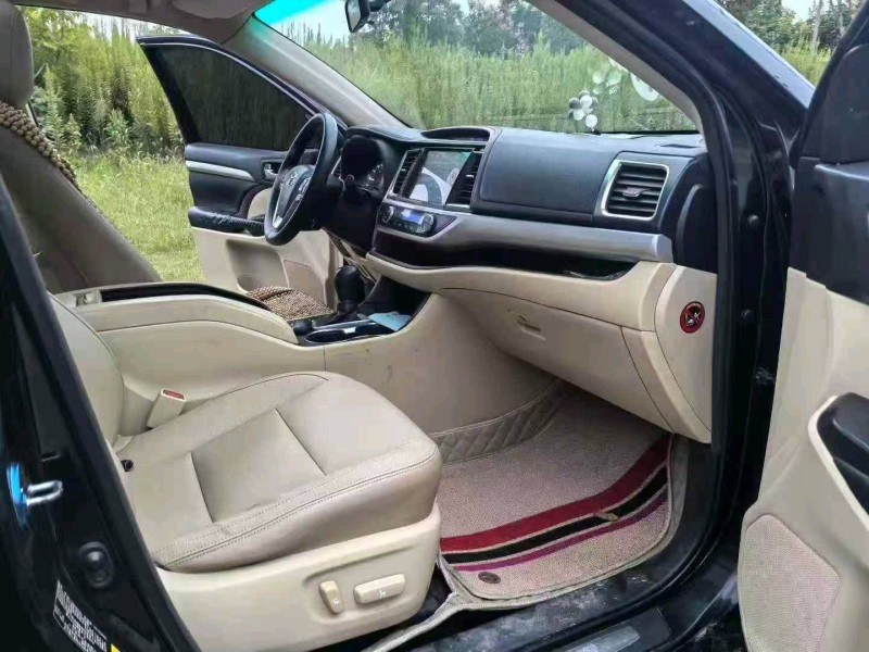 宜昌16年丰田汉兰达4