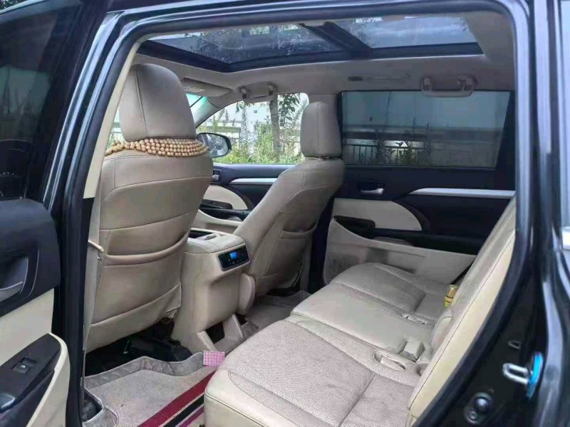 宜昌16年丰田汉兰达7