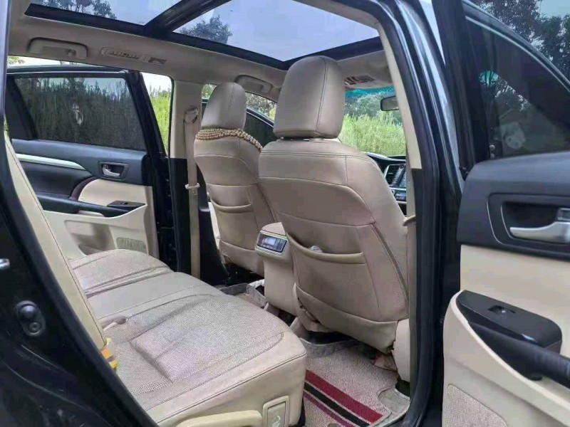 宜昌16年丰田汉兰达8