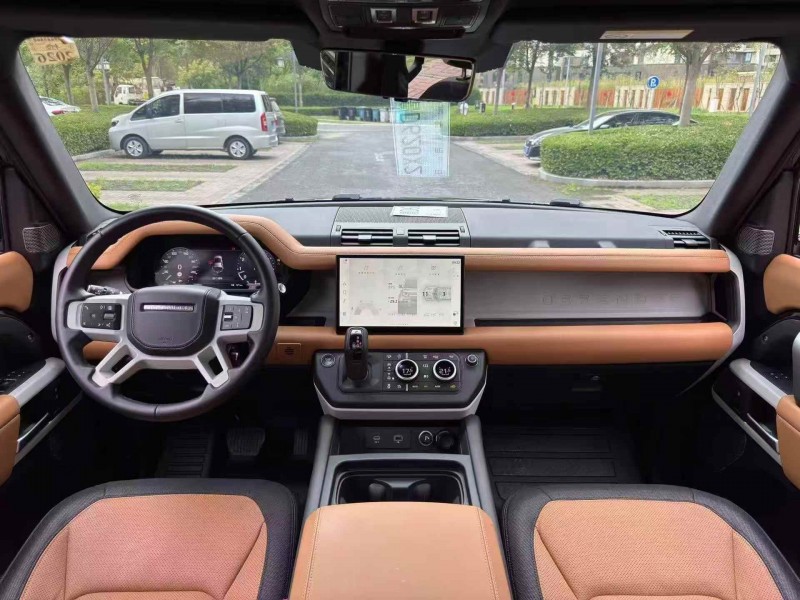 苏州24年路虎卫士5