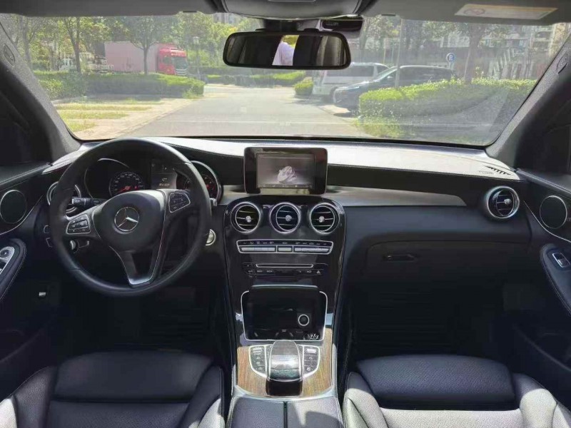 苏州17年奔驰GLC5