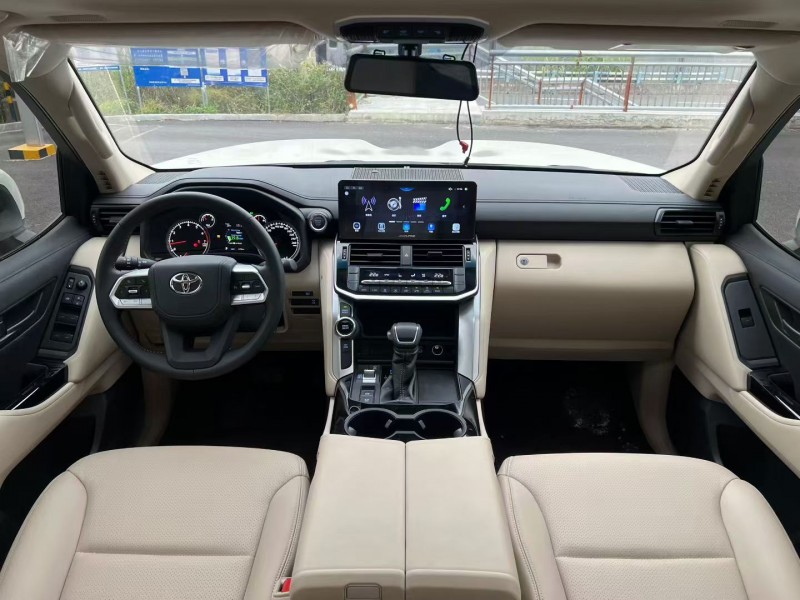 长沙24年丰田兰德酷路泽7