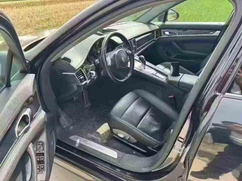 蚌埠12年保时捷帕拉梅拉6