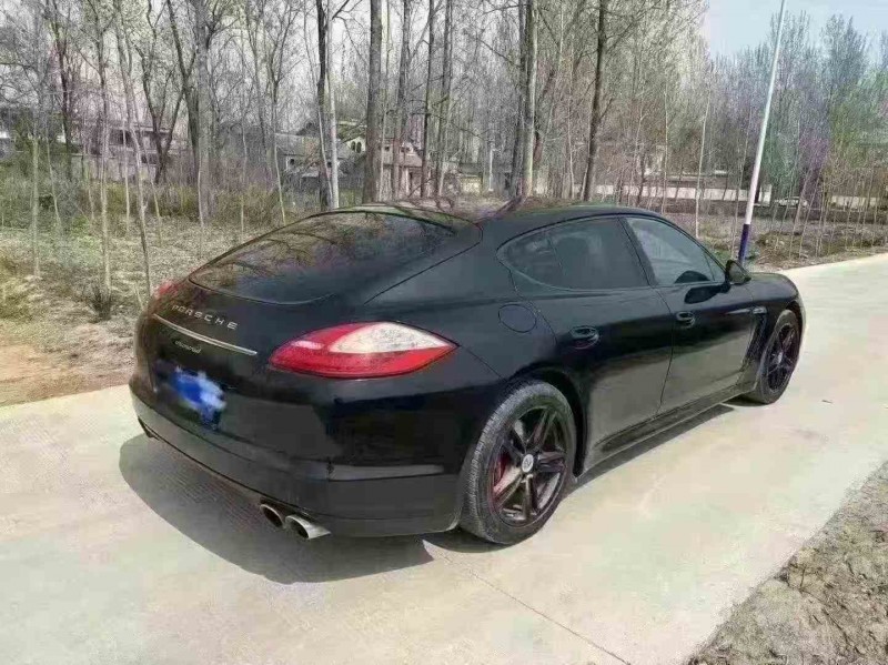 蚌埠12年保时捷帕拉梅拉9