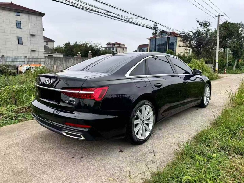 嘉兴22年奥迪A6L8