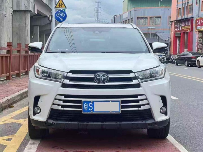 汕头21年丰田汉兰达1