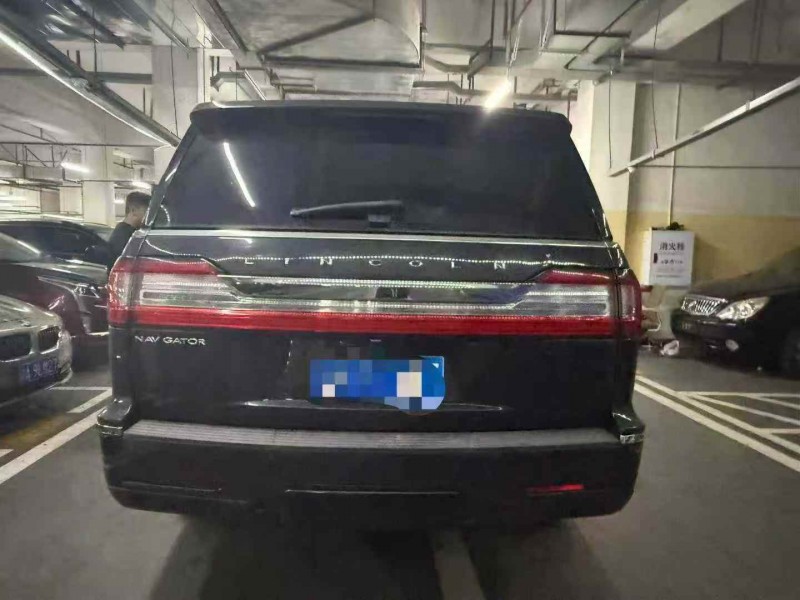 重庆19年林肯航海家9