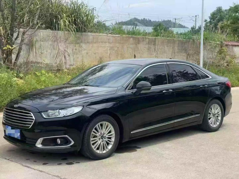 枣庄19年福特金牛座3