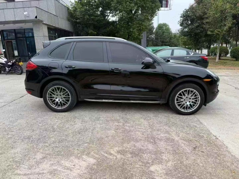 衡阳14年保时捷卡宴7