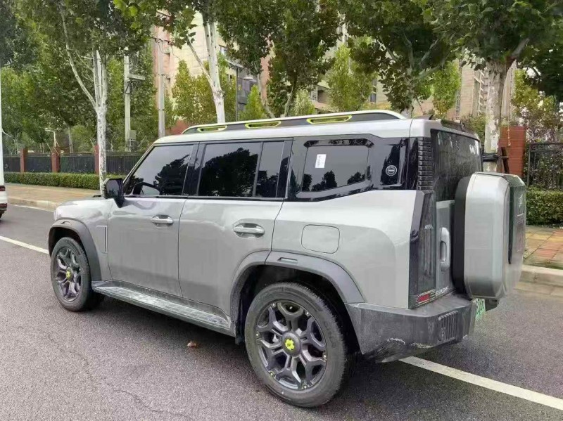 新乡25年奇瑞捷途7