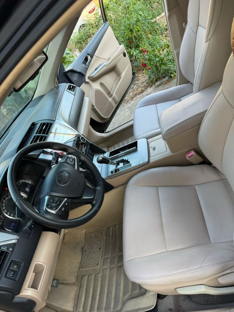 苏州13年丰田凯美瑞3