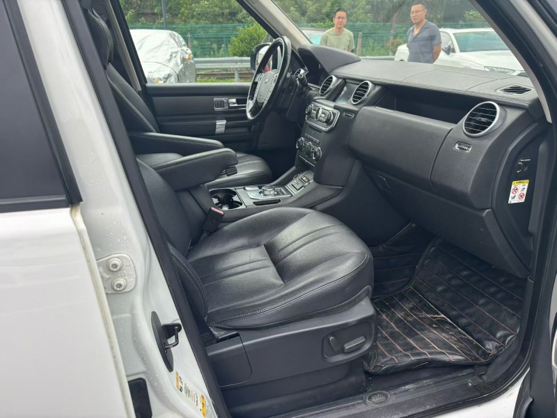 嘉兴15年路虎发现5