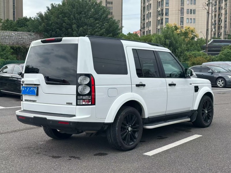 嘉兴15年路虎发现8