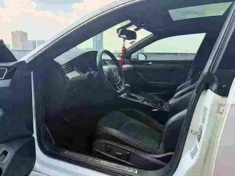 苏州19年大众CC5