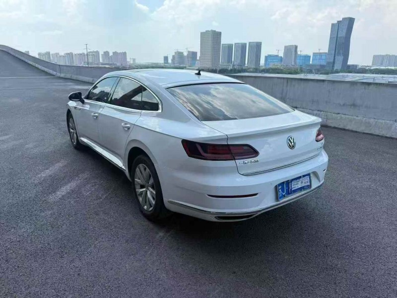 苏州19年大众CC8